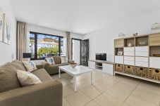 Apartamento en Costa Teguise - Casahost Bastian Boutique I Seaview