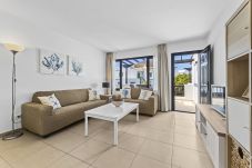 Apartamento en Costa Teguise - Casahost Bastian Boutique I Seaview