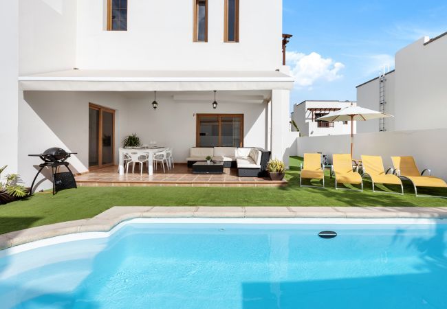 Villa en Costa Teguise - Aquavilla Private Pool Villa en Costa Teguise - Aquavilla Private Pool