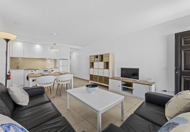 Apartamento en Costa Teguise - Casahost Bastian Boutique II Seaview Apartamento en Costa Teguise - Casahost Bastian Boutique II Seaview