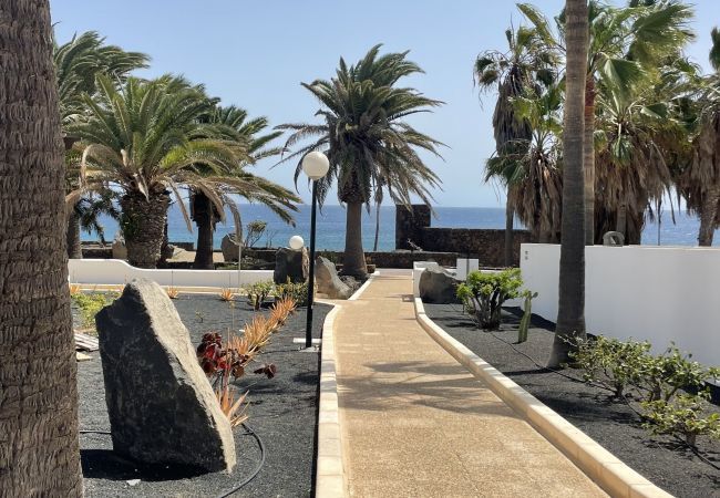 Bungalow en Costa Teguise - Casahost Bastian Beach Bungalow en Costa Teguise - Casahost Bastian Beach