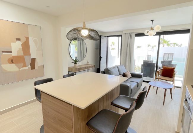 Bungalow en Costa Teguise - Casahost Bastian Beach Bungalow en Costa Teguise - Casahost Bastian Beach