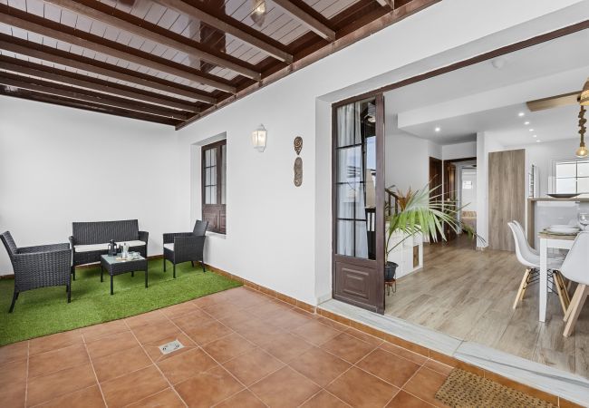 Casa en Costa Teguise - Casahost Casa Ahul Family Time Casa en Costa Teguise - Casahost Casa Ahul Family Time