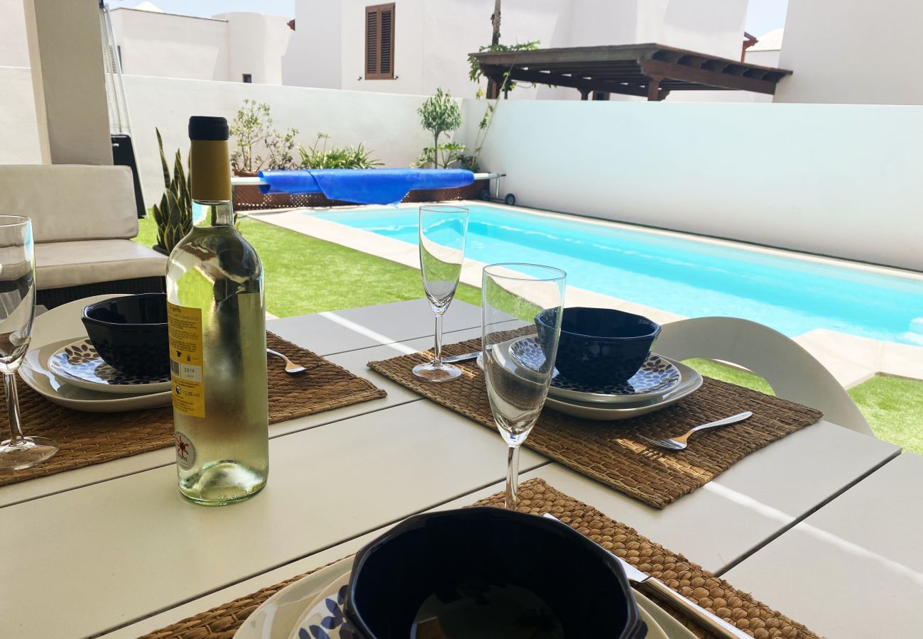 Villa en Costa Teguise - Aquavilla Private Pool Villa en Costa Teguise - Aquavilla Private Pool