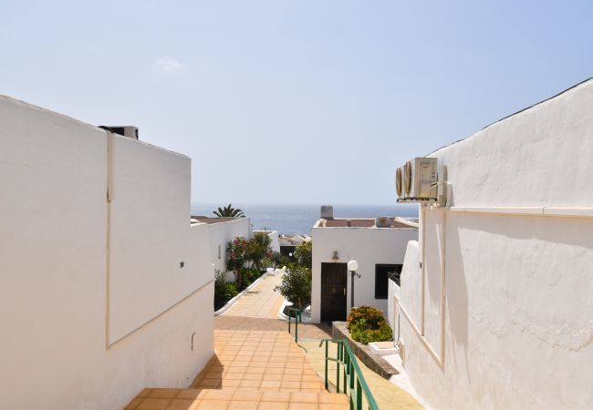 Apartment in Puerto del Carmen - Colina del Sol Lanzarote Pool with sea view Apartment in Puerto del Carmen - Colina del Sol Lanzarote Pool with sea view