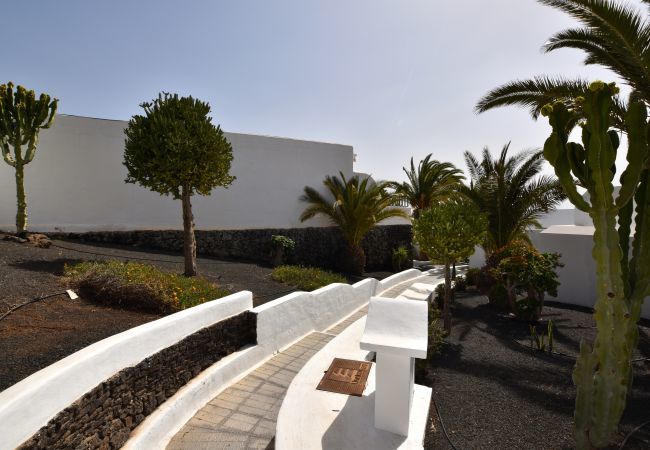 Apartment in Puerto del Carmen - Colina del Sol Lanzarote Pool with sea view Apartment in Puerto del Carmen - Colina del Sol Lanzarote Pool with sea view