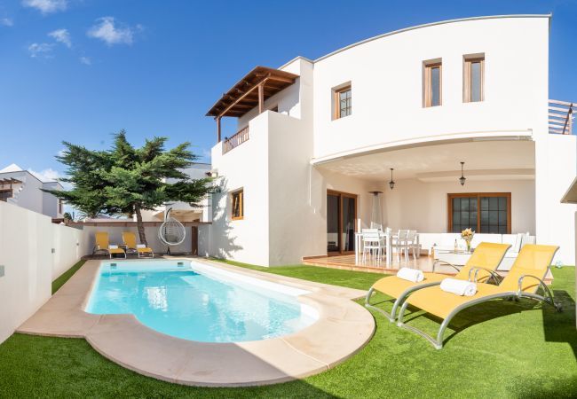 Villa in Costa Teguise - Valentina Villa Private Pool Villa in Costa Teguise - Valentina Villa Private Pool