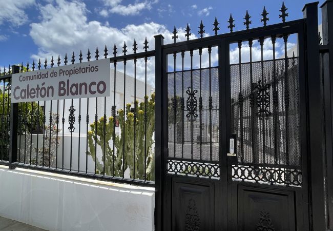 Apartment in Puerto del Carmen - Casahost Casa Elu Lanzarote Apartment in Puerto del Carmen - Casahost Casa Elu Lanzarote