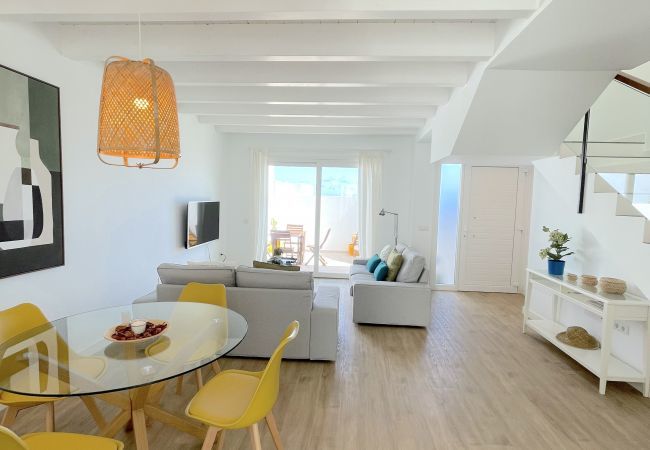 Villa in Costa Teguise - Casahost Villa Dolce Vita Villa in Costa Teguise - Casahost Villa Dolce Vita