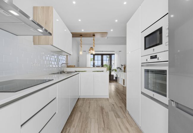 House in Costa Teguise - Casahost Casa Ahul Family Time House in Costa Teguise - Casahost Casa Ahul Family Time