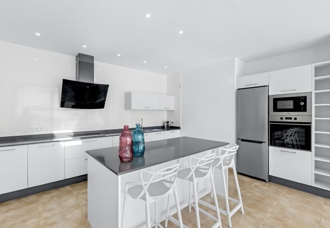 Villa in Tías - Casahost Fontaine Bleue Villa Villa in Tías - Casahost Fontaine Bleue Villa