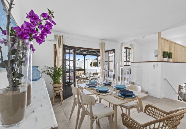 Villa in Puerto del Carmen - Casahost La Barraca Sunset Villa in Puerto del Carmen - Casahost La Barraca Sunset