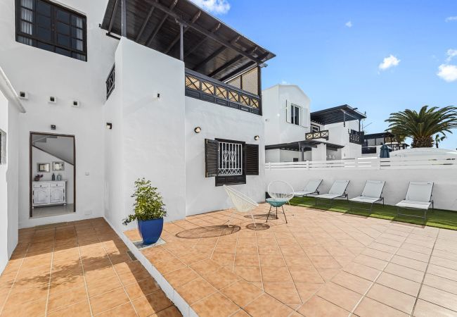 Villa in Puerto del Carmen - Casahost La Barraca Sunset Villa in Puerto del Carmen - Casahost La Barraca Sunset