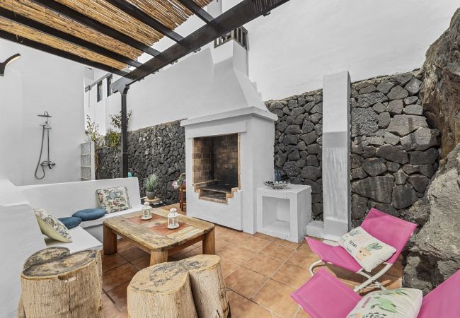 Villa in Puerto del Carmen - Casahost La Barraca Sunset Villa in Puerto del Carmen - Casahost La Barraca Sunset