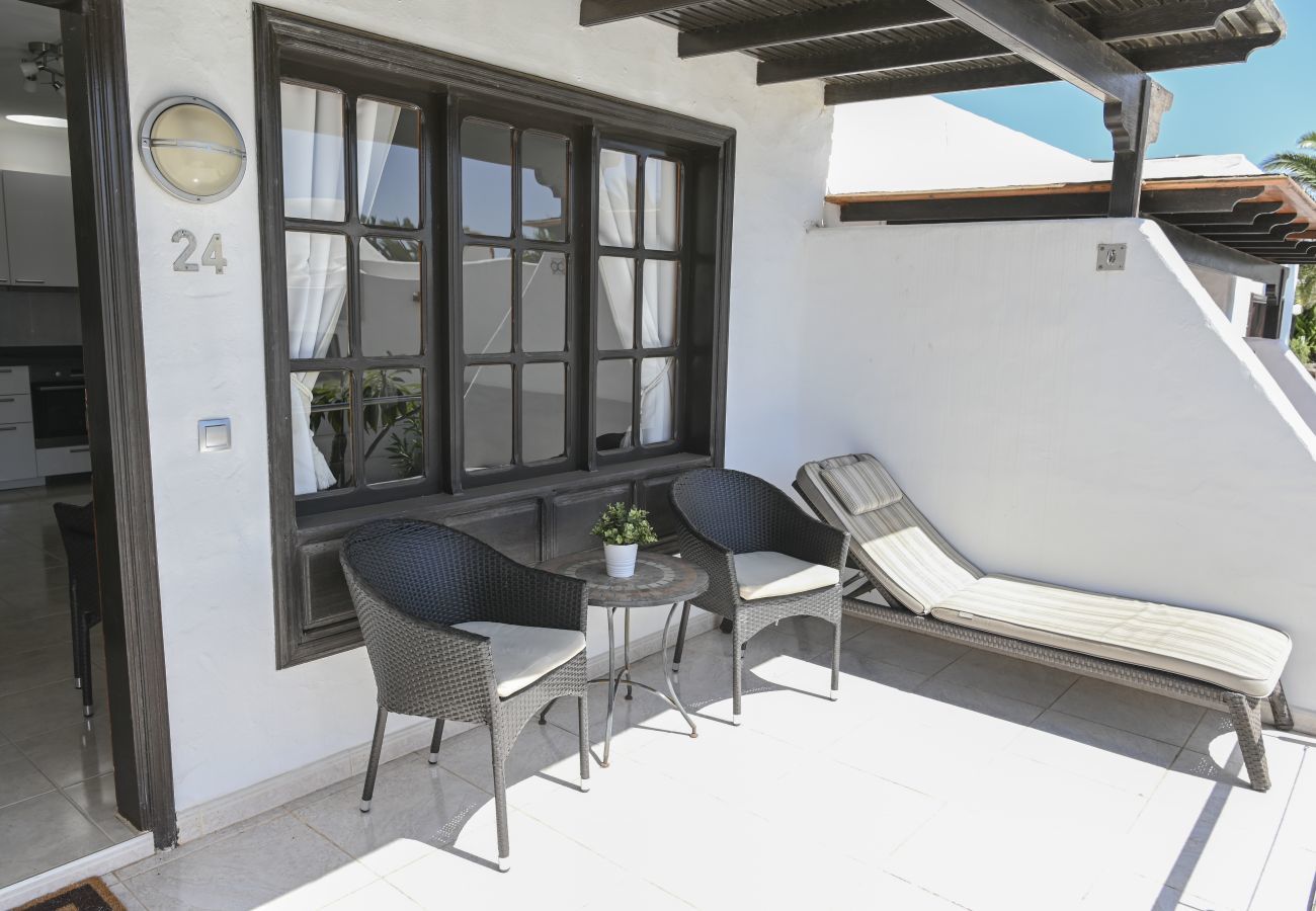 Terraced House in Costa Teguise - Casa Bastian 24 Lanzarote Beach- Pool Terraced House in Costa Teguise - Casa Bastian 24 Lanzarote Beach- Pool