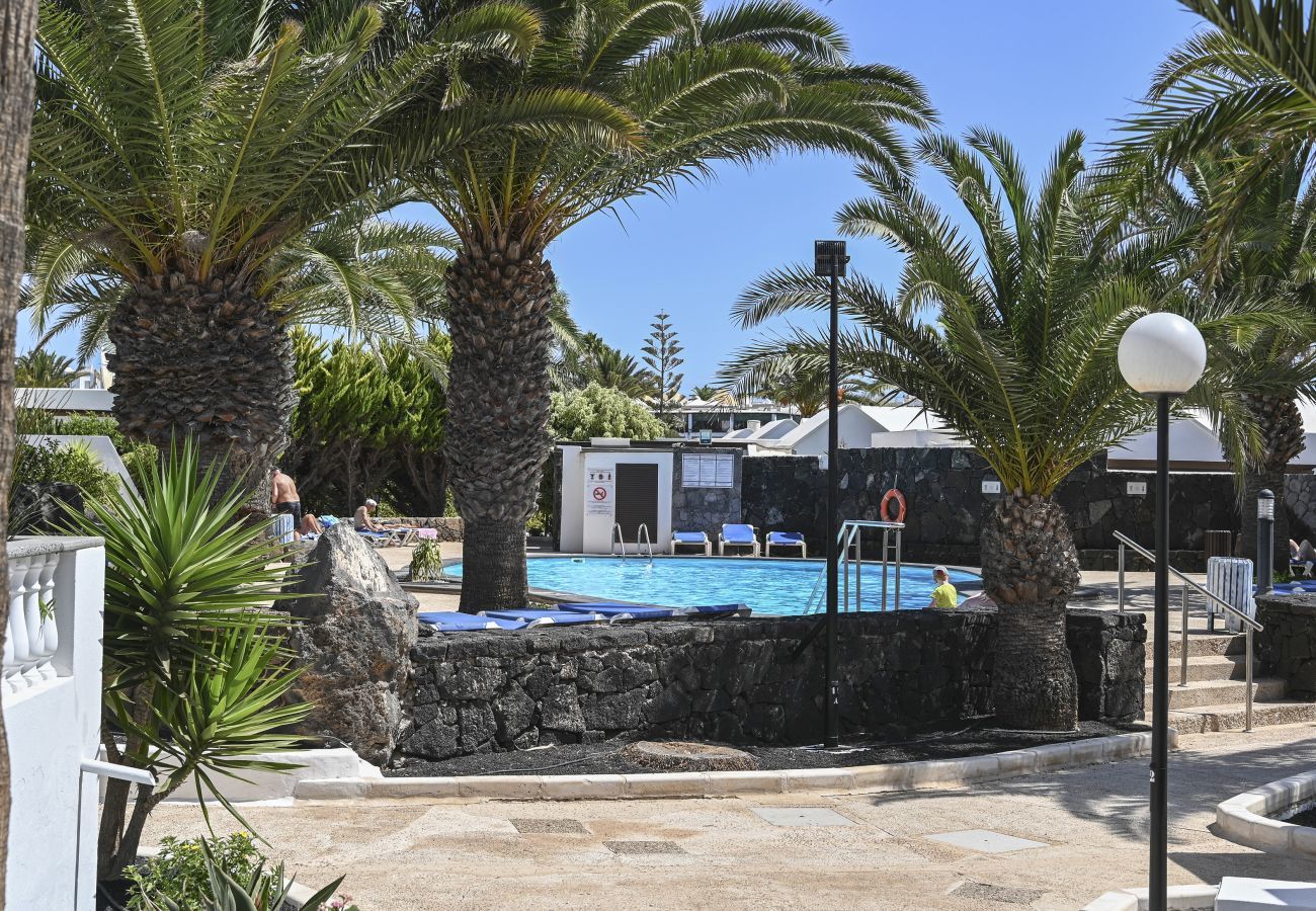 Terraced House in Costa Teguise - Casa Bastian 24 Lanzarote Beach- Pool Terraced House in Costa Teguise - Casa Bastian 24 Lanzarote Beach- Pool