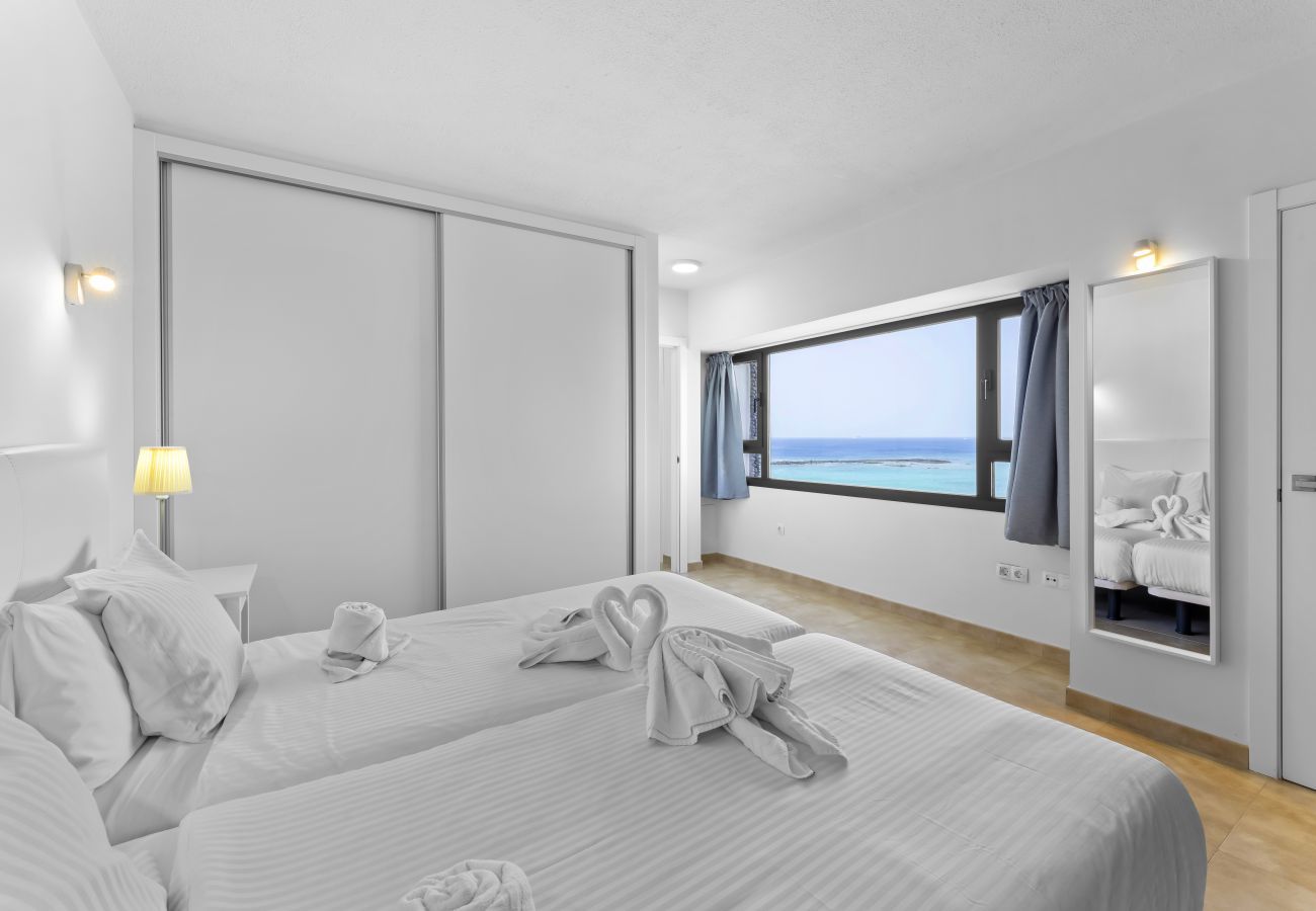 Apartment in Arrecife - Apartamentos Arrecife Playa 550 Apartment in Arrecife - Apartamentos Arrecife Playa 550