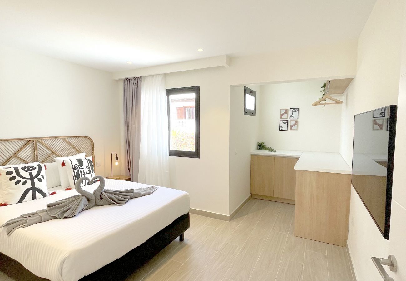 Bungalow in Costa Teguise - Casahost Bastian Beach Bungalow in Costa Teguise - Casahost Bastian Beach