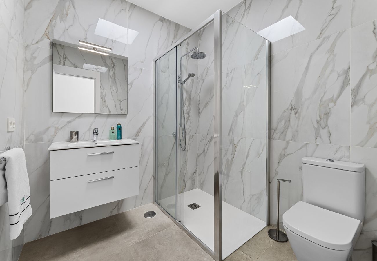 Villa in Tías - Casahost Fontaine Bleue Villa Villa in Tías - Casahost Fontaine Bleue Villa